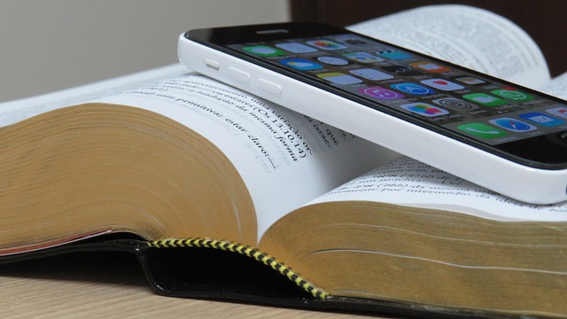 Cómo bajar la Biblia a tu celular